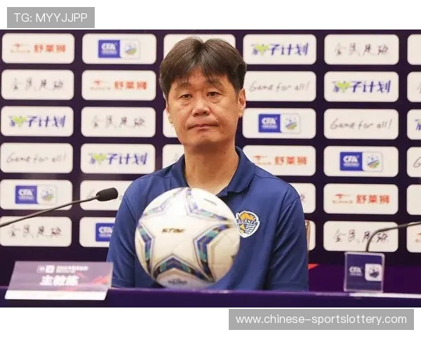 青岛海牛主帅李霄鹏专访：谈资金有限条件下保级策略