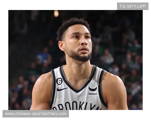 奥索里奥膝伤缺阵，帕尔马后防线重组挑战